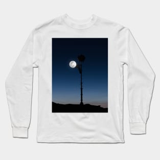Climbing the moon Long Sleeve T-Shirt